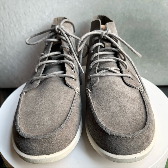 OLUKAI Men's Nalukai Kapa Boots Size: 8 - Picture 7 of 12